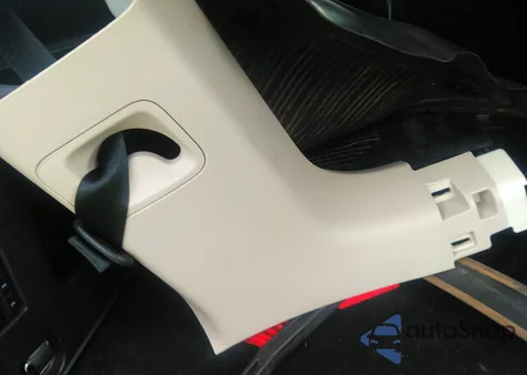 2022 Ford Expedition Xlt z USA, uszkodzony, nr VIN 1FMJU1JT5NEA67318